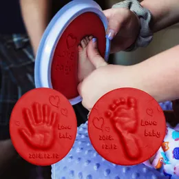 Keepsakes E Baby Care Air Drying Soft Clay Handprint Footprint Imprint Kit Casting ParentChild Hand Inkpad Fingerprint Kids Toys 230203