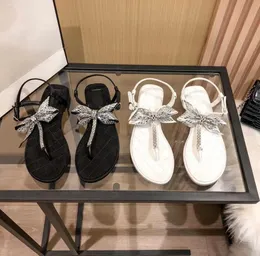 Verão feminino chinelas sandálias Novo estilo cristal slipper slipper de cor sólida lazer de lazer de lazer de lazer sapatos de designer de couro sapato de areia ao ar livre