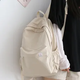 Zaino in nylon impermeabile da donna Borsa da viaggio femminile Zaino per ragazze adolescenti Zaino in tinta unita Mochila 230204