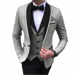 Men's Suits 2023 Arrival Formal Groomsmen Shawl Lapel Groom Tuxedos Light Grey Men Wedding Man Blazer (Jacket Pants Vest)