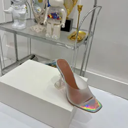 Amina Muaddi Mulheres chinelos de salto alto sapatos de moda designer de luxo copo de vinho sandálias sexy 9,5 cm de salto alto verão sapatos de couro brilhante Nosso tamanho 35-42 com caixa