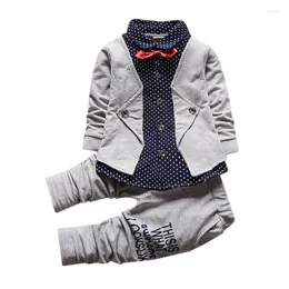 의류 세트 세트 세트 패션 클래식 소년 소녀 재킷 코트 바지 보우 넥타이 액세서리 1-4 세 Beibei 고품질 어린이 옷