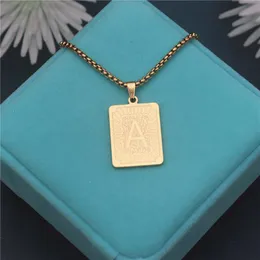 Colares pendentes Gold A-Z Colar de letra de letra quadrada Medalhão de retângulo de alfabetismo de alfabetismo de aço inoxidável