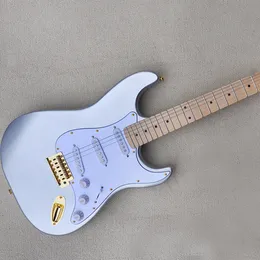 6 dizeler metal gümüş elektro gitar ile akçaağaç klavyeli sss pikaplar beyaz pickguard özelleştirilebilir