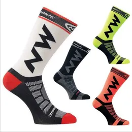 Mens Socks Professional Brand Sport Socks Breathable Road Bicycle Socks Outdoor Sports Racing Cycling Sock Footwear S10