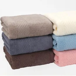 Ręczniki luksusowe niebieskie białe białe mężczyźni bawełniana marka serviette de bain dorosłych haft haft dużych ręczników plażowych 70x140 cm