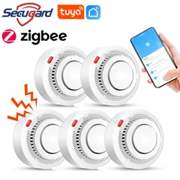 Andra larmtillbehör Tuya Zigbee Smoke Detector Smart Home Fire Sensor 85dB Sound Alarm App Control Smokehouse Combination Security System 230206