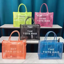 Sacs fourre-tout transparents d'été pour femmes de créateurs de mode 2022 Nouveaux sacs à main de grande capacité de couleur gelée en PVC avec bandoulière Be254v