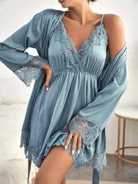 Kvinnor Sleepwear Lace Nightdress Women Robe Bride Bridesmaid Bathrobes Satin Pyjamas Set Strap Dress 2 Piece Loose Kimono Sexy Homewea 230207