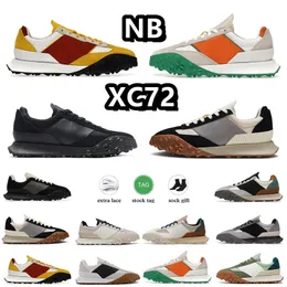 XC 72 Męskie buty do biegania trampki czarny księżycobllack księżyca niebieski żółty kości multi kolor genialny biały castlerock potrójne czarne mężczyźni trenerzy sportowe buty sportowe