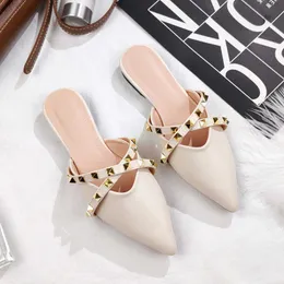 Sandals Slippers Women 2022 Summer New Fashion Outdoor Slippers Female Korean Edition Pointed Leather Flats s Muller Shoes Sandals J230207