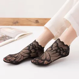 Women Socks Fashion Cotton Bottom Withe Lace Side Flower Pattern For Girls Soft And Breathable Sock In Spring Summer