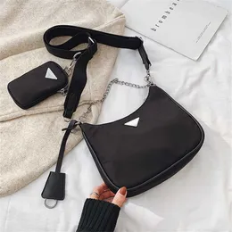 디자이너 핸드백 매장 60% 할인 된 PJIA New in One Ermpit Nylon Cloth Hand Messenger Bag Female