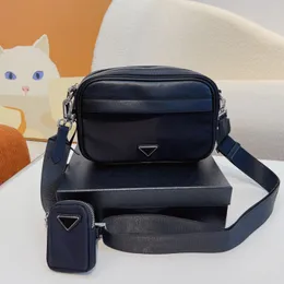 sac de designer pour hommes sacs de téléphone sac à bandoulière en nylon petit rabats de caméra solide noir Cross Body Triangle 5A qualité
