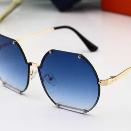 Foster Grant Sunglasses Fashion designer sunglasses Woman Man sun glasses Mixed Color Beach Adumbral Oval Alloy Full frame Discoloration with box