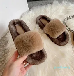 Slipare kvinnor Chanclas Soft Plush Female Shoes Fashion Platform Flip Flops Zapatos Non-Slip Winter Slides 8494