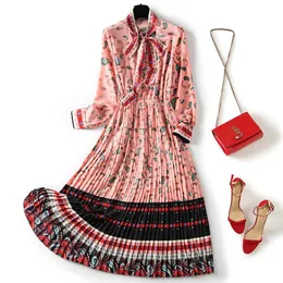 2023 Spring Pink Paisley Print Ribbon Tie Bow Dress Lång ärm Rund hals veckad elastisk midja midi casual klänningar M3F083008