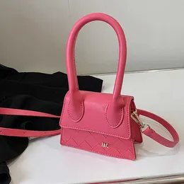Crossbody çanta tasarımcı çanta kadın niş mektup mini çanta deri omuz çapraz çantalar moda bayan çanta 230204
