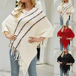 Camisola de suéteres femininos Ponchos de suéter feminino outono de inverno o pescoço de malha de malha com xales com lados com franjas capa revestimento femme