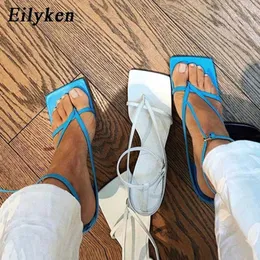 Nya eileken kvinnor klämmer mode smala band sandaler sommar fyrkant Öppen tå fotled spänne remmen hög klackar damskor t ffe
