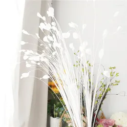 装飾的な花5pcs/lotリードの葉の白い孔雀の草シミュレーションバタフライフラワーウェディングアレンジプロップ