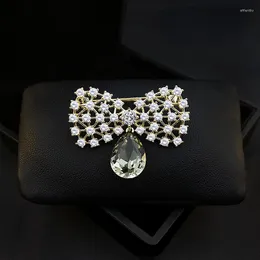 Spille Abito Bowknot Spilla Ornamento Spilla di fascia alta Abbigliamento fisso Decorazione Corpetto tutto-abbinamento Maglione Gioielli con strass Regali