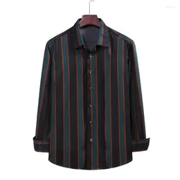 Camicie casual da uomo Autunno Camicia a maniche lunghe a righe da uomo Abiti con bottoni hawaiani 2023 T-shirt retrò moda coreana leggera