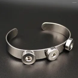 Braceletas Charm Fashion Charming 3 Buttons Spero inoxidable Metal Snap Bangle Fit Botones de 12 mm Joyas al por mayor SG0059