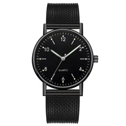 腕時計の女性のための豪華な腕時計ハイエンドステンレススチールクォーツ時計輝かしいダイヤルレジャーゼガレクダムスキー2023
