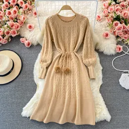 Casual Dresses Fall Winter New Retro Kne-Length Loose Sweater Dress for Women Twist O-Neck Raglan Long Sleeve Hairball Lace-up Solid Knit Dres Y2302