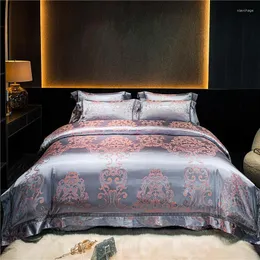 Set di biancheria da letto Copripiumino jacquard in raso di seta grigio-blu con set di 4 pezzi scavati King Set copriletto in cotone trapuntato con federe