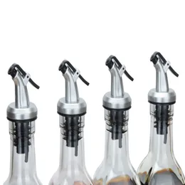 Bar tools Oil bottle nozzle stopper Kitchen press type oil pouring nozzle oil bottle cap soy sauce pot plug Pour Random color