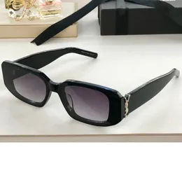 Occhiali da sole da donna Designer Black Frame Occhiali da sole da uomo per Womans Fashion Brand M96 / F Occhiali da sole più venduti De Sol Glass con scatola e custodia M96