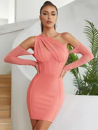 Casual Dresses Ailigou 2023 Women's One Shoulder Long Sleeve Mesh Sexy Tight Pink Pleated Mini Bandage Dress Vestidos Elegant Club Party
