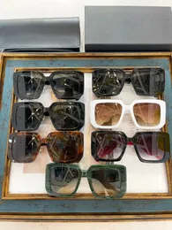 M￤n solglas￶gon f￶r kvinnor Senaste s￤ljer Fashion Sun Glasses Herr Solglas￶gon Gafas de Sol Glass UV400 -objektiv med slumpm￤ssig matchande l￥da M120