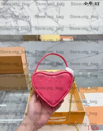 23SS عيد الحب البوب ​​بي حقيبة القلب M81893 M82041 سلاسل نسائية Crossbody Bubblegram Heart Love Love Handbag Monography Monographs Element Soft