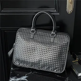 Kolejne skórne skórzane teczka dla mężczyzn moda podróżnicza torebka laptopa w stylu Korea Mężczyzna na ramię Messenger Bag Trendy 230210