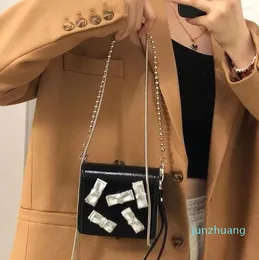 أكياس الكتف سوداء الفضة القوس الأزياء المرأة حقيبة معدنية جولة سلسلة الصيف كروس جيربوس تحتب حقائب اليد 9975
