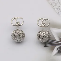 Varios aretes de lujo 925 aretes de diseñador de plata Letras clásicas joyas mujeres 18k plateado diamante San Valentín Regalos de boda 2023 Nuevo