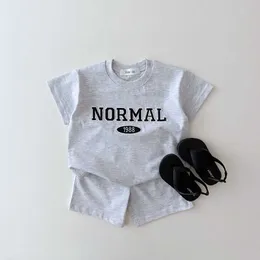 Kleidungssets INS Säuglingsbaby-Outfit-Sets Sommer Neugeborene Kinder Stickerei Baumwolle T-Shirts Shorts 2 Stück Anzug Kostüm Kleinkind Mädchen Kleidung W230210