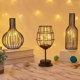 Luzes noturnas leves de mesa de ferro criativo lâmpada de vinho lâmpadas de vidro Hollow out cafe el decoração em casa