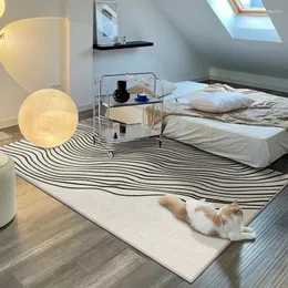 カーテンノルディックリビングルームカーペットホームステイエル装飾的なカーペットマントマントの寝室厚い黒と白のバスルーム非滑りのマット
