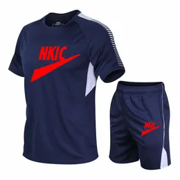 夏のトラックスーツスポーツスーツメンズTシャツショーツ2ピースセットクイックドライスポーツウェアメンフィットネスランニングバスケットボールカジュアルスーツブランドロゴプラスプラスサイズM-5XL