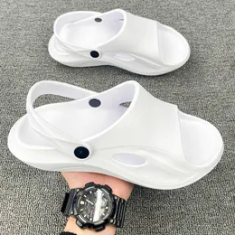 Slippers New Sport Style Men Slides Summer Shoes Comfortable Men Slippers Sandals Dual-use Soft Couple Massage Shoes Thick Sole 36-45 R230208