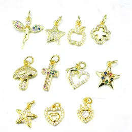 Colares de pingentes Crown Jóias pequenas colar de saltos altos artesanais adequados para produtos para produtos Cubic Zirconia em forma de flor Ornamentos