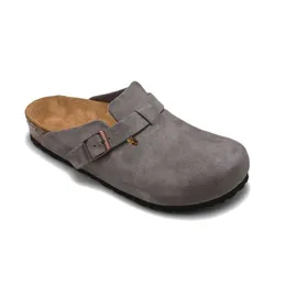 -Boston New Leather Slippers Bolsa Sabola a cabe￧a Pull Shoppers de corti￧a feminino masculino Sapateiros anti-esquilos femininos Sapatos de praia L￡zios