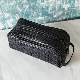 Cosmetic Bags Cases 100% Leather Men Clutch Weaving Large Capacity Zipper Bag Fashion Simple Storage Bag Luxury Brand Handbag Wash Bag Spot 230210