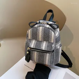 Skolväskor Specialmaterial ryggsäck grossistkvinnor ryggsäckar lyxdesigner plånböcker och handväskor mode för 2023 axelväska