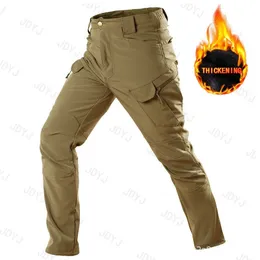 Calças masculinas Calças quentes de inverno Calças táticas para homens X7 / X9 calças de flanela espessas Calças de choque para treinamento 511 calças de combate sacos de ferramentas 230211