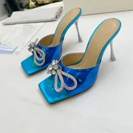 Kvinnors tofflor Slim Heel Rhinestone Butterfly Dew Toe Square Head Glitter Silver Banketskor 9,5 cm Luxury Designer Spring and Summer Party Sandals 35-42 med l￥da